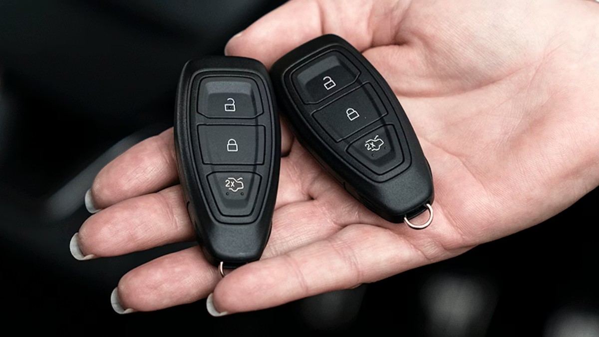 Mercedes automobilių raktų pririšimas Vilniuje