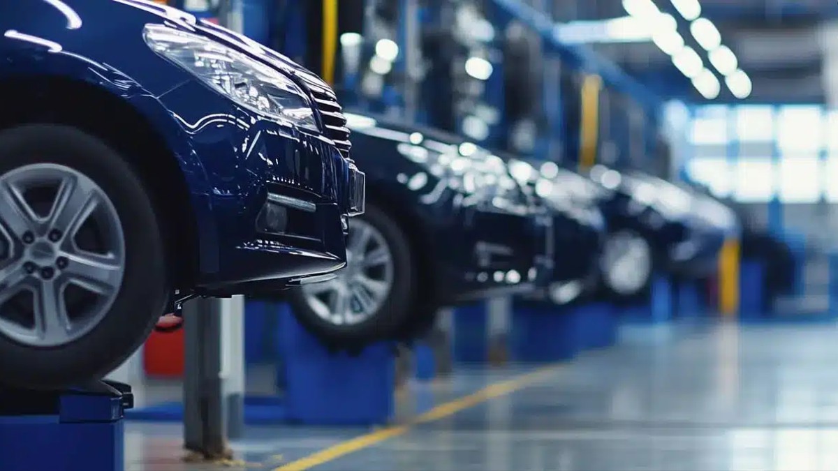 BMW ir Mercedes automobilių europinimas&nbsp;Vilniuje